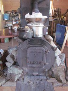 ugly barrel stove at Ginty Creek