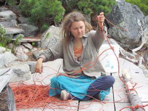 Rachel braiding rope at Nuk Tessli