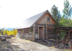 finished cabin at Ginty Creek