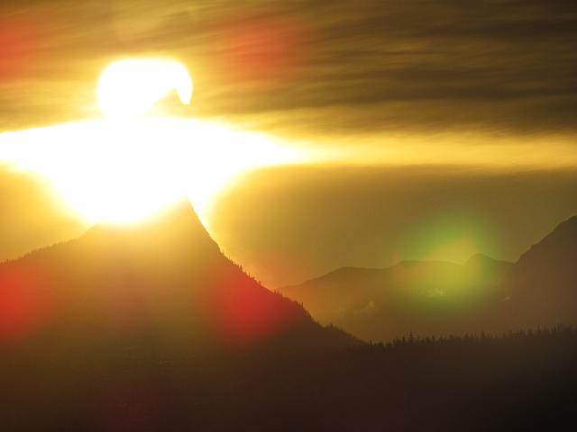 finger peak nudging sun