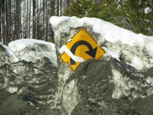 hairpin bend sign near Heckman Pass