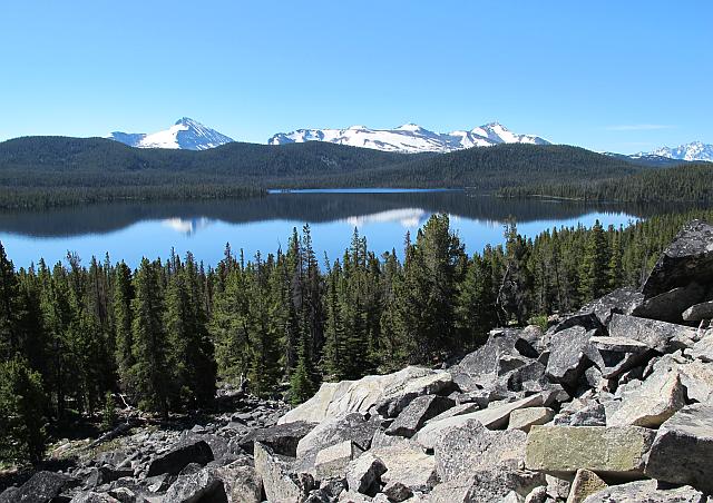 nuk tessli lake