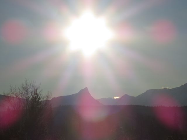 22a sun over Finger Peak