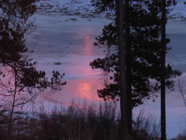 6 sunrise in ice