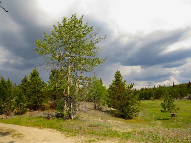 3 thunderclouds