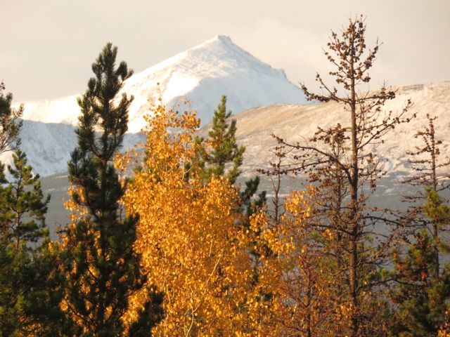 13 perkins peak white snow