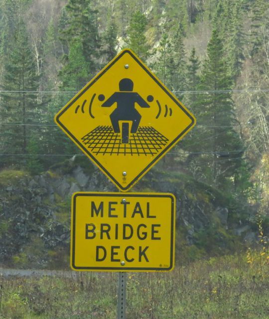 3 bridge sign
